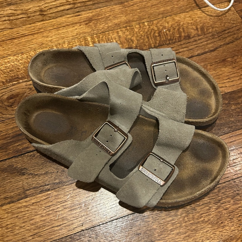 Birkenstock • Arizona • taupe suede • size 39